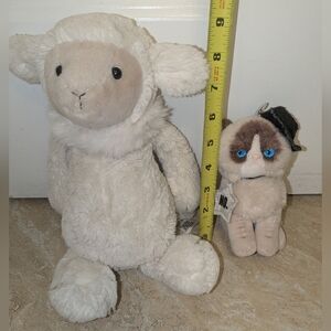 Jellycat Lamb and Gund Collectable Grumpy Cat Plush Toy Set